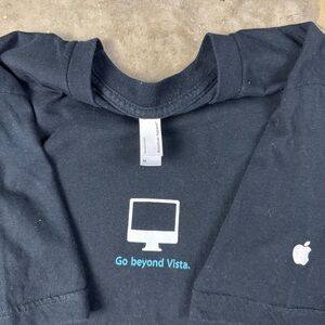 Near Vintage Apple Mac T-Shirt Size Medium American Apparel 2000s Windows Vista